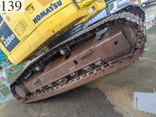 中古建設機械 中古 コマツ KOMATSU 油圧ショベル・バックホー ０．７－０．９立米 PC228US-10