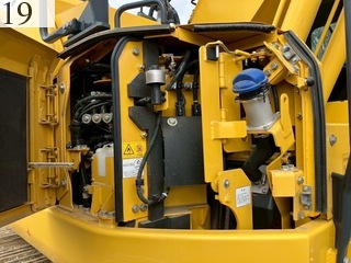 中古建設機械 中古 コマツ KOMATSU 油圧ショベル・バックホー ０．７－０．９立米 PC228US-11