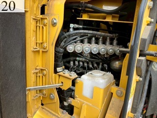 中古建設機械 中古 コマツ KOMATSU 油圧ショベル・バックホー ０．７－０．９立米 PC228US-11