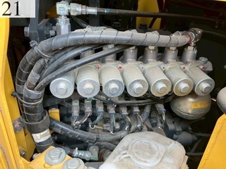 中古建設機械 中古 コマツ KOMATSU 油圧ショベル・バックホー ０．７－０．９立米 PC228US-11