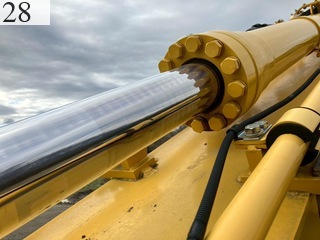 中古建設機械 中古 コマツ KOMATSU 油圧ショベル・バックホー ０．７－０．９立米 PC228US-11