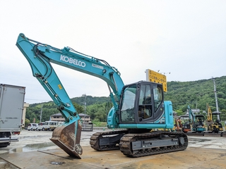 中古建設機械 中古 コベルコ建機 油圧ショベル・バックホー ０．４－０．５立米 SK135SR-5 写真