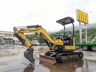 中古建設機械 中古 ヤンマー 油圧ショベル・バックホー ０．１立米以下 ViO20-6 写真