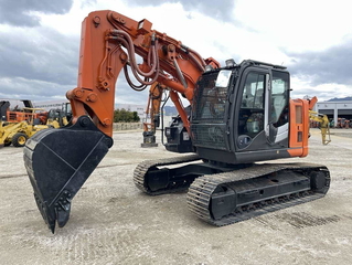 中古建設機械 中古 日立建機 解体機 ショートリーチ・地上・階上解体機 ZX135USK-5B 写真