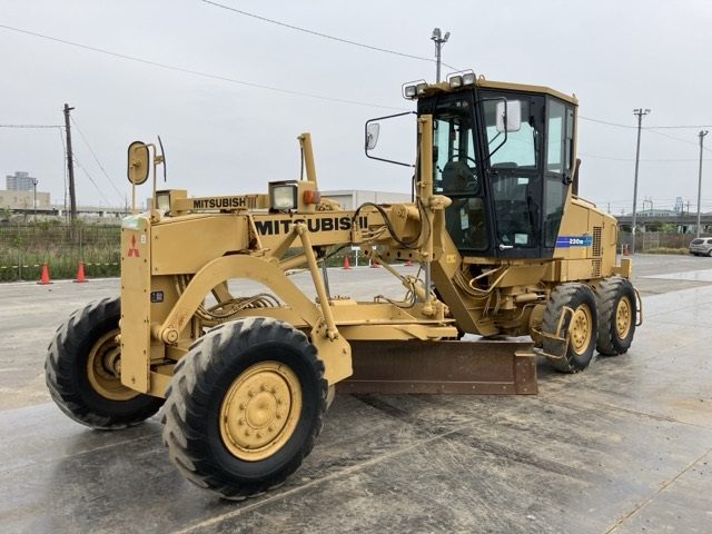 中古建設機械 中古 三菱重工業 MITSUBISHI モーターグレーダー アーティキュレート式 MG230III