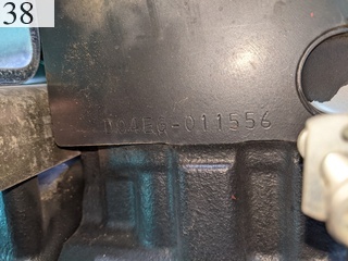 中古建設機械 中古 コベルコ建機 KOBELCO 油圧ショベル・バックホー ０．４－０．５立米 SK135SR-3