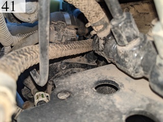 中古建設機械 中古 コベルコ建機 KOBELCO 油圧ショベル・バックホー ０．４－０．５立米 SK135SR-3