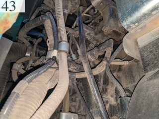 中古建設機械 中古 コベルコ建機 KOBELCO 油圧ショベル・バックホー ０．４－０．５立米 SK135SR-3