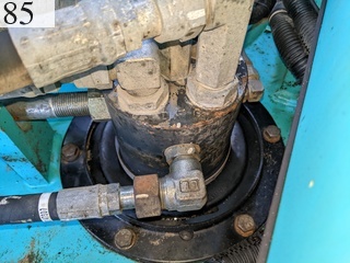 中古建設機械 中古 コベルコ建機 KOBELCO 油圧ショベル・バックホー ０．４－０．５立米 SK135SR-3