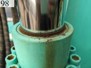 中古建設機械 中古 コベルコ建機 KOBELCO 油圧ショベル・バックホー ０．４－０．５立米 SK135SR-3