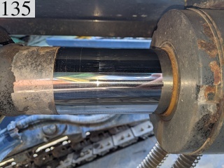 中古建設機械 中古 コベルコ建機 KOBELCO 油圧ショベル・バックホー ０．４－０．５立米 SK135SR-3