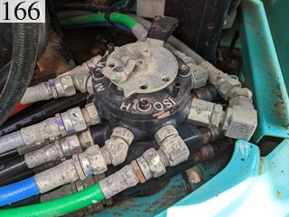 中古建設機械 中古 コベルコ建機 KOBELCO 油圧ショベル・バックホー ０．４－０．５立米 SK135SR-3