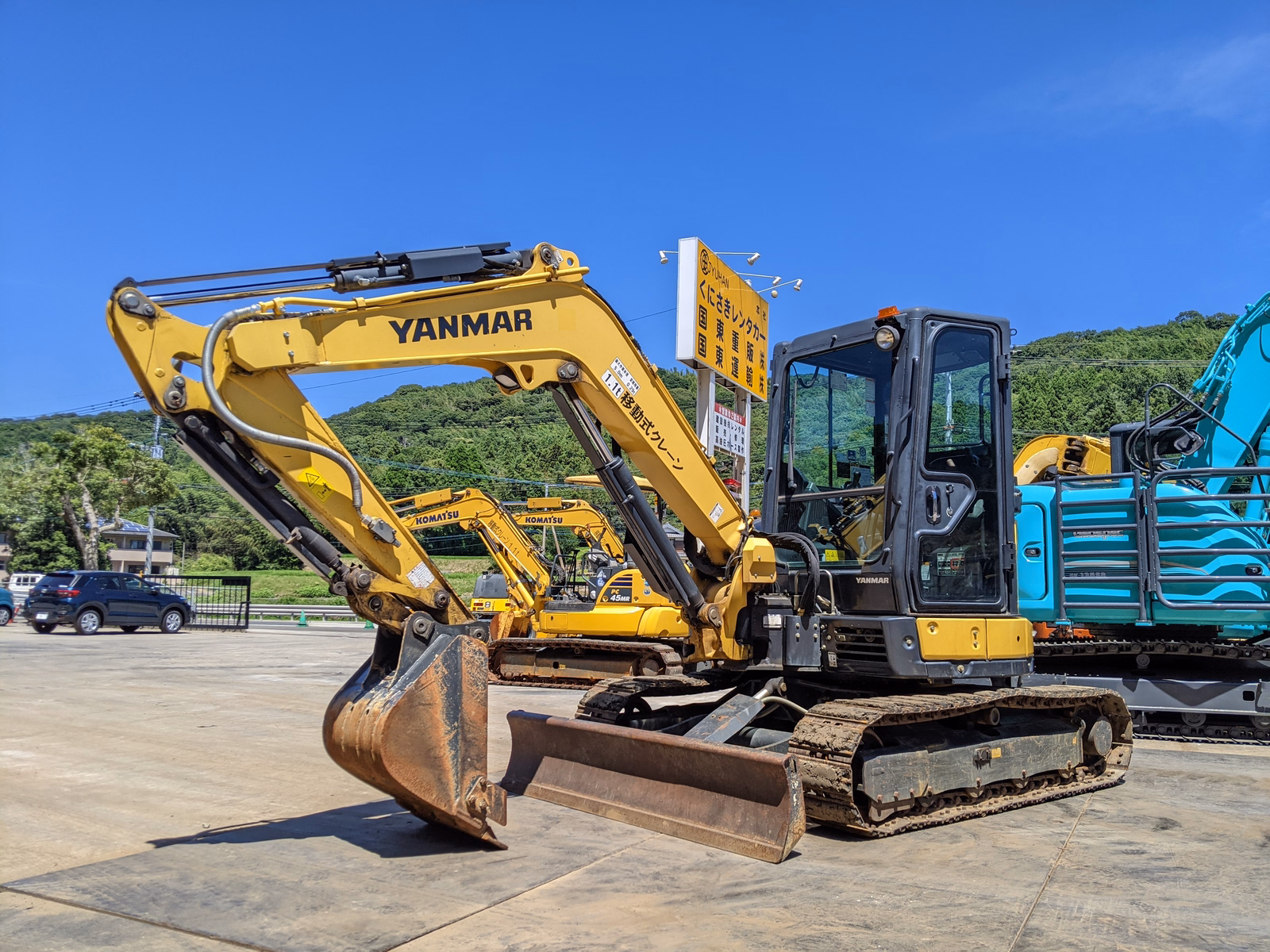 中古建設機械 中古 ヤンマー 油圧ショベル・バックホー ０．１立米以下 ViO45-6A 写真