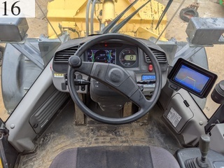 中古建設機械 中古 コマツ KOMATSU ホイール・ローダ １．０立米以上 WA200-8