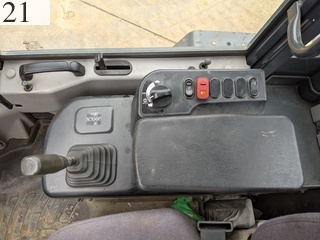 中古建設機械 中古 コマツ KOMATSU ホイール・ローダ １．０立米以上 WA200-8