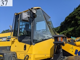 中古建設機械 中古 コマツ KOMATSU ホイール・ローダ １．０立米以上 WA200-8