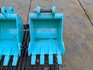 Used Construction Machine Used KOBELCO Bucket Standard bucket SK30-STANDARD-BUCKET Photos