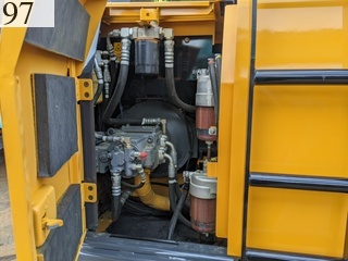 中古建設機械 中古 加藤製作所 KATO 林業機械 グラップル・ウインチ・排土板 HD513MRV