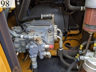 中古建設機械 中古 加藤製作所 KATO 林業機械 グラップル・ウインチ・排土板 HD513MRV