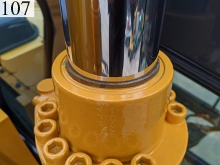 中古建設機械 中古 加藤製作所 KATO 林業機械 グラップル・ウインチ・排土板 HD513MRV