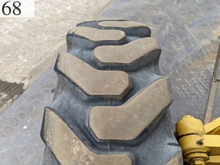 中古建設機械 中古 コマツ KOMATSU ブルドーザ  GD405-7