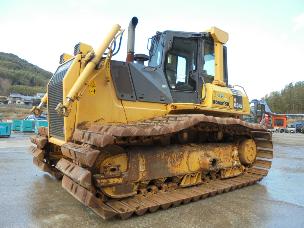 中古建設機械 中古 コマツ KOMATSU ブルドーザ  D65PX-15E0