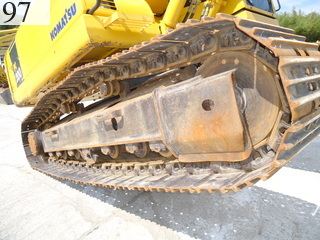 中古建設機械 中古 コマツ KOMATSU 油圧ショベル・バックホー ０．７－０．９立米 PC200-7