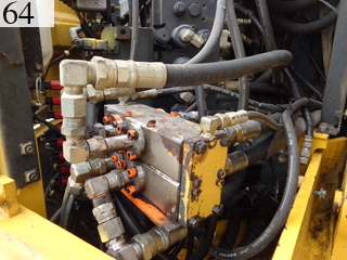 中古建設機械 中古 コマツ KOMATSU 油圧ショベル・バックホー ０．７－０．９立米 PC228US-3N0