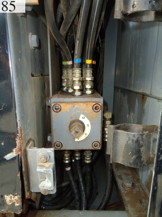 中古建設機械 中古 住友建機 SUMITOMO 油圧ショベル・バックホー ０．４－０．５立米 SH120-2
