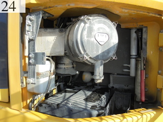 中古建設機械 中古 コマツ KOMATSU 油圧ショベル・バックホー ０．７－０．９立米 PC228US-8