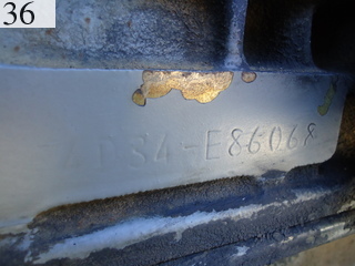中古建設機械 中古 住友建機 SUMITOMO 油圧ショベル・バックホー ０．４－０．５立米 SH135U-2
