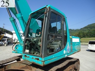 中古建設機械 中古 コマツ KOMATSU 油圧ショベル・バックホー ０．７－０．９立米 PC200-6E