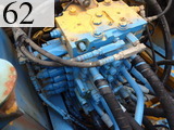 中古建設機械 中古 コマツ KOMATSU 油圧ショベル・バックホー ０．７－０．９立米 PC200-8
