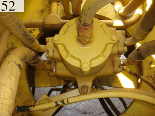 中古建設機械 中古 コマツ KOMATSU 油圧ショベル・バックホー ０．７－０．９立米 PC200LC-6
