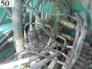 中古建設機械 中古 コベルコ建機 KOBELCO 油圧ショベル・バックホー ０．７－０．９立米 SK200-8