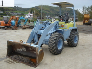 中古建設機械 中古 古河さく岩機 FURUKAWA ホイール・ローダ １．０立米以下 FL303-2