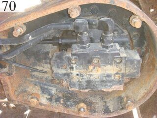 中古建設機械 中古 キャタピラー CAT 油圧ショベル・バックホー ０．４－０．５立米 E120B
