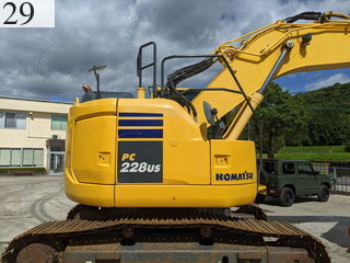 中古建設機械 中古 コマツ KOMATSU 油圧ショベル・バックホー ０．７－０．９立米 PC228US-10