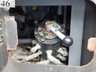 中古建設機械 中古 日立建機 HITACHI 油圧ショベル・バックホー ０．７－０．９立米 ZX225USR-6