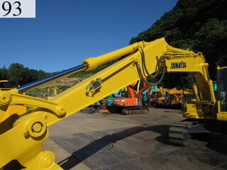 中古建設機械 中古 コマツ KOMATSU 油圧ショベル・バックホー ０．４－０．５立米 PC138US-8