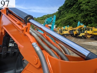 中古建設機械 中古 日立建機 HITACHI 油圧ショベル・バックホー ０．１立米以下 ZX30U-5B