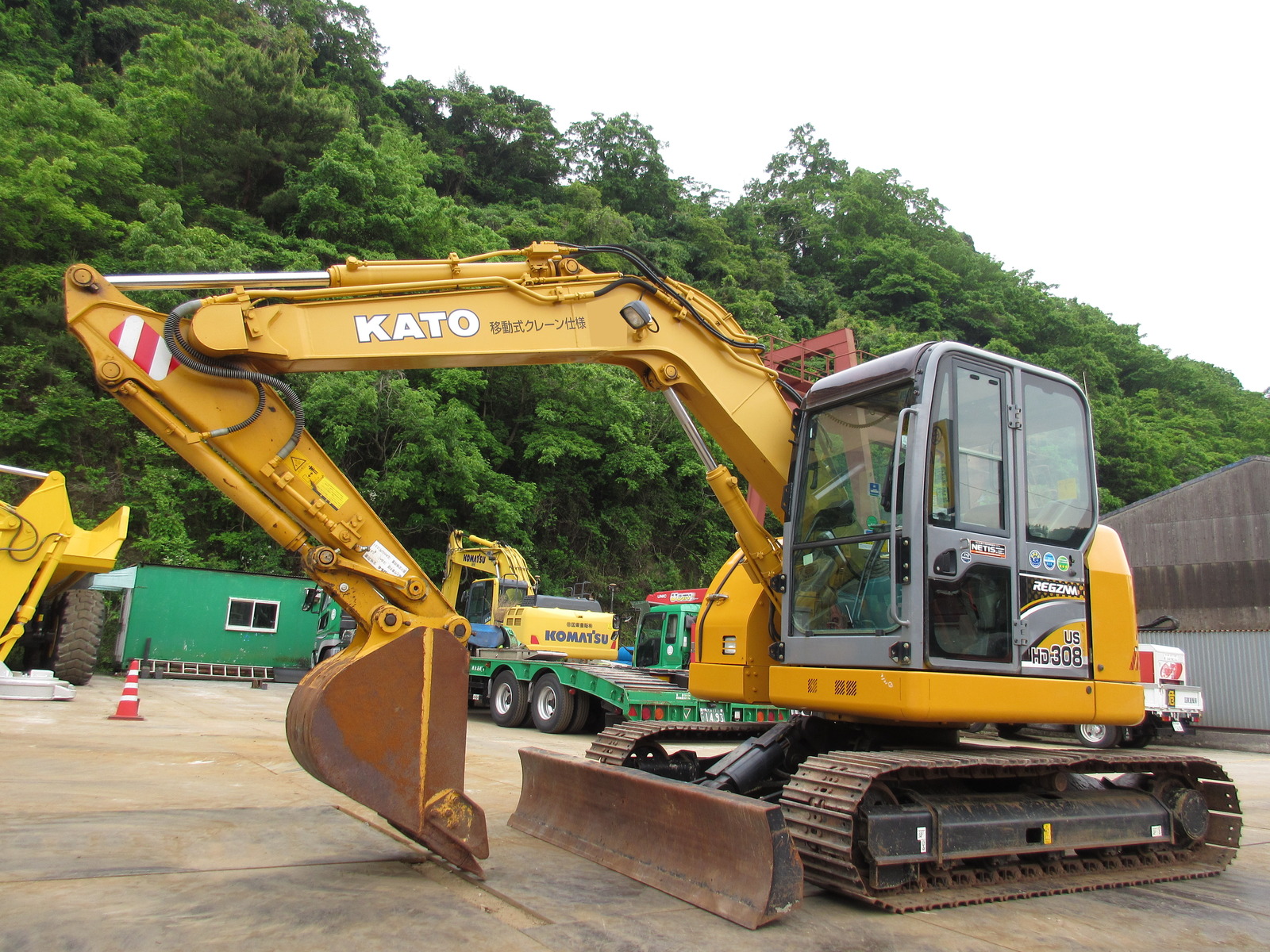 Used Construction Machine used  Excavator 0.2-0.3m3 HD308US-6A Photos
