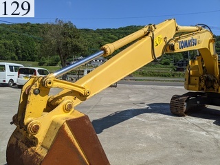 中古建設機械 中古 コマツ KOMATSU 油圧ショベル・バックホー ０．４－０．５立米 PC138US-10