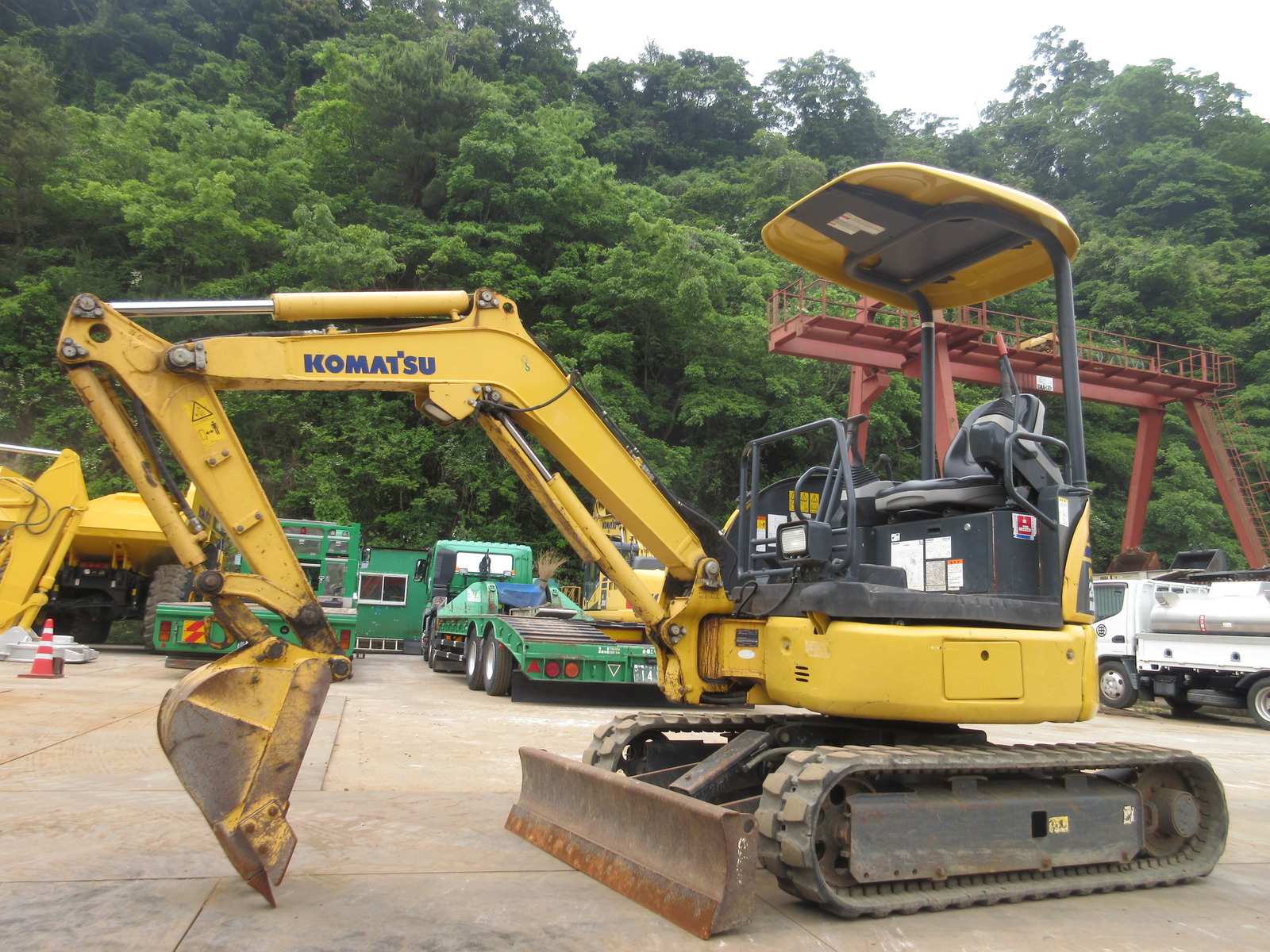 Used Construction Machine used  Excavator ~0.1m3 PC20MR-3 Photos