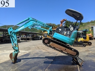 中古建設機械 中古 クボタ KUBOTA 油圧ショベル・バックホー ０．２－０．３立米 SK30SR-6