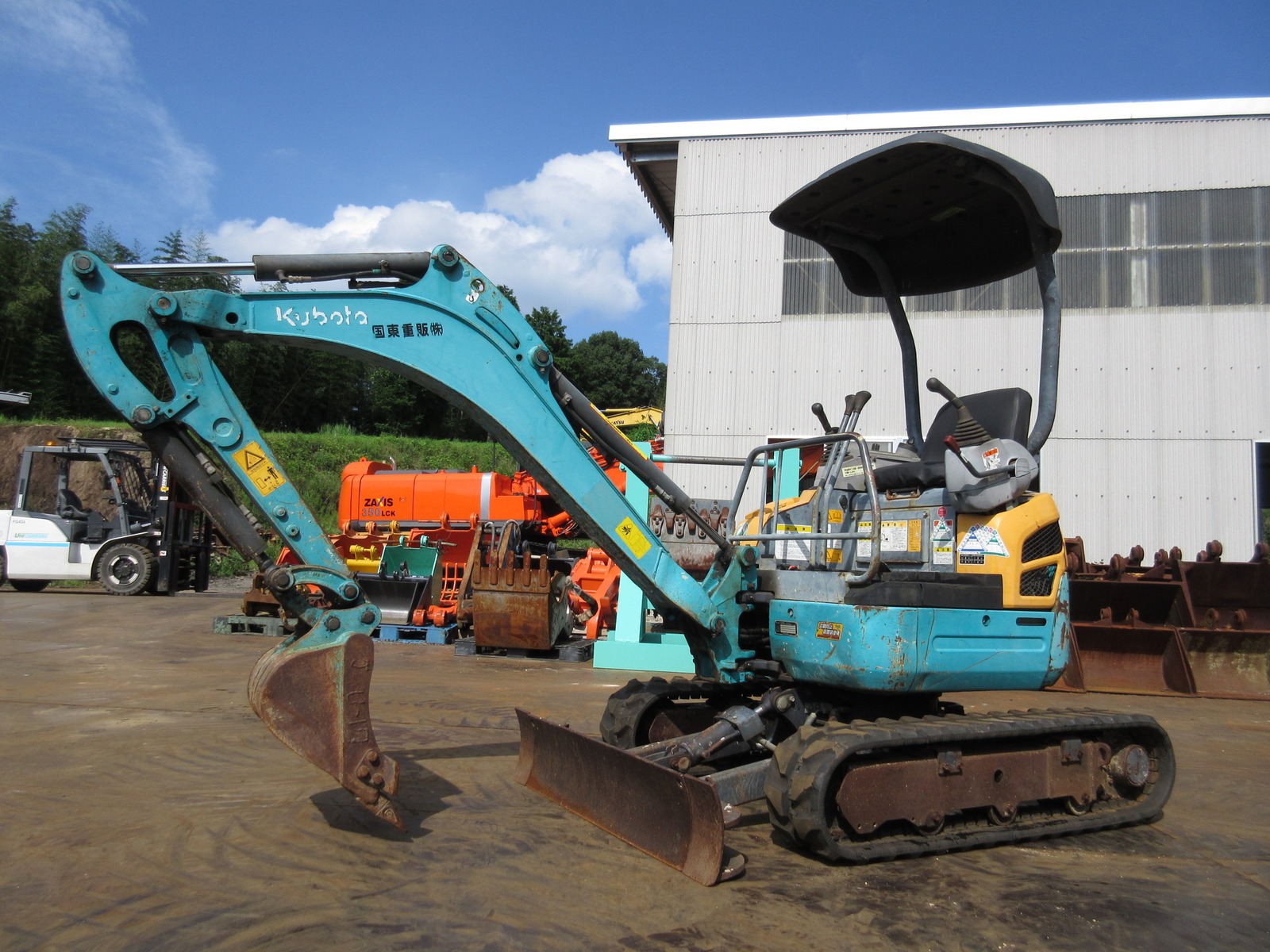 Used Construction Machine used  Excavator ~0.1m3 U-17 Photos