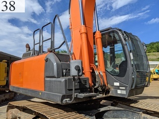 中古建設機械 中古 日立建機 HITACHI 油圧ショベル・バックホー ０．７－０．９立米 ZX200-6