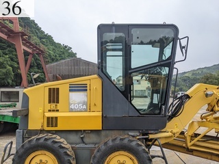 中古建設機械 中古 コマツ KOMATSU モーターグレーダー アーティキュレート式 GD405A-3