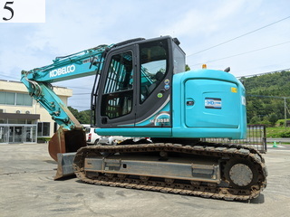 中古建設機械 中古 コベルコ建機 KOBELCO 油圧ショベル・バックホー ０．４－０．５立米 SK135SR-5