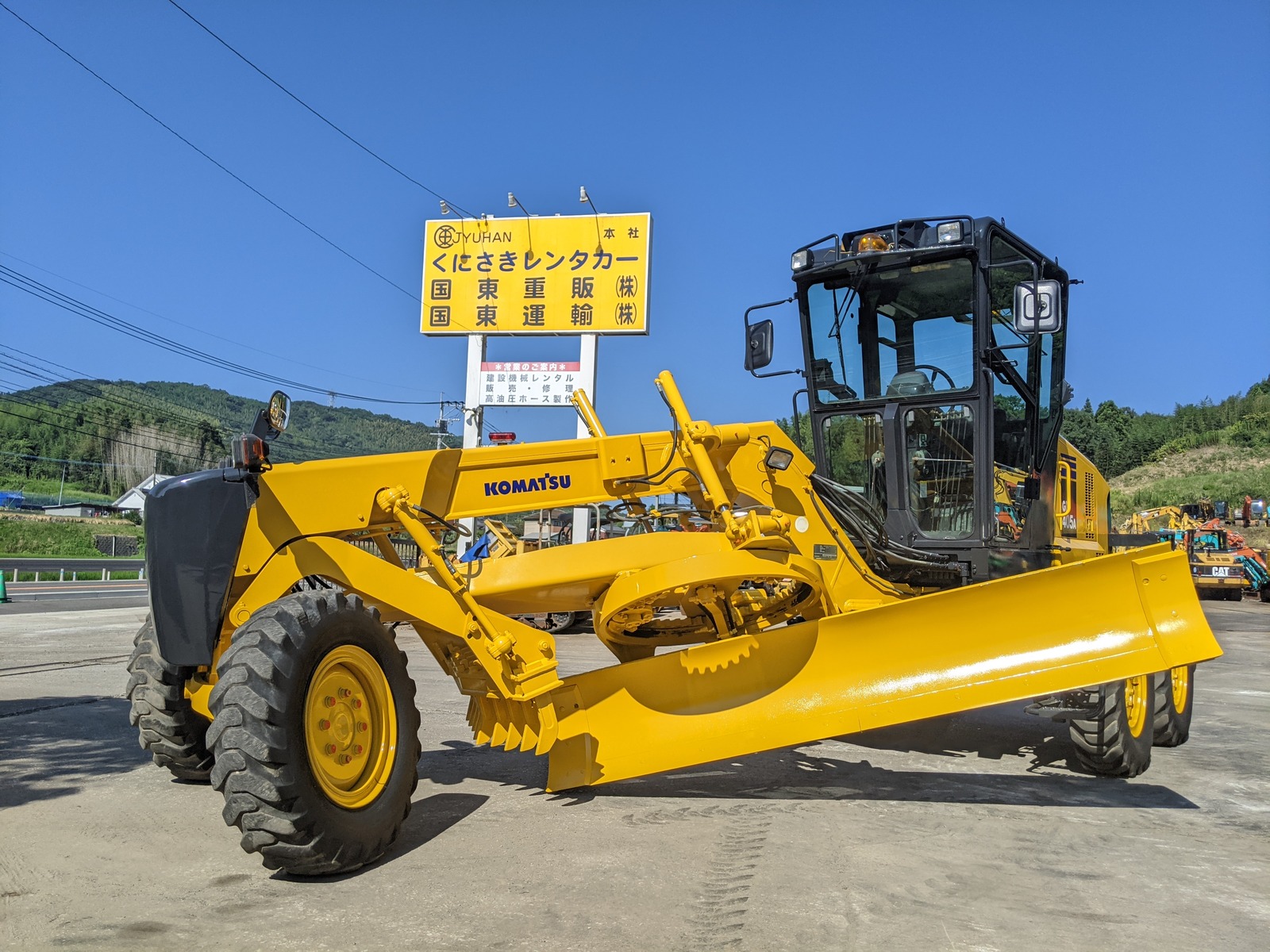 中古建設機械 中古 コマツ KOMATSU モーターグレーダー アーティキュレート式 GD405A-3E0